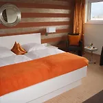 Christine Hotel
