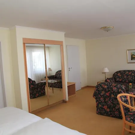 Christine Hotel 3*